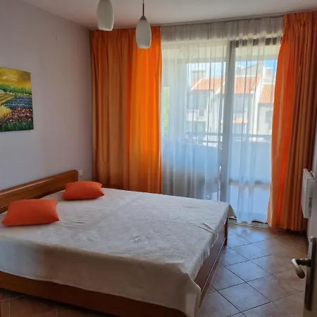 Daire Uli Apart - Oasis Resort & Spa Lozenets