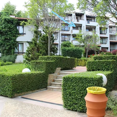 Daire Uli Apart - Oasis Resort & Spa Lozenets