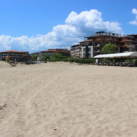 Uli Apart - Oasis Resort & Spa