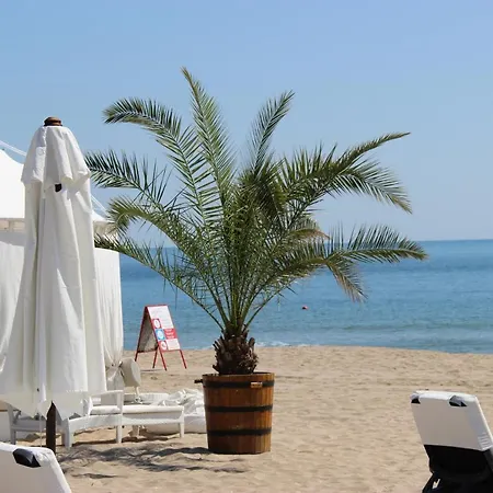 Uli Apart - Oasis Resort & Spa *