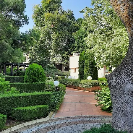 Uli Apart - Oasis Resort & Spa *